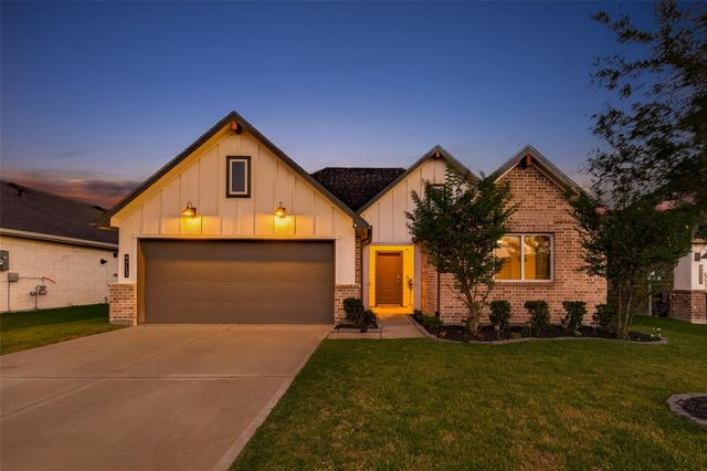 9713 Wall Street, Texas City, TX 77591