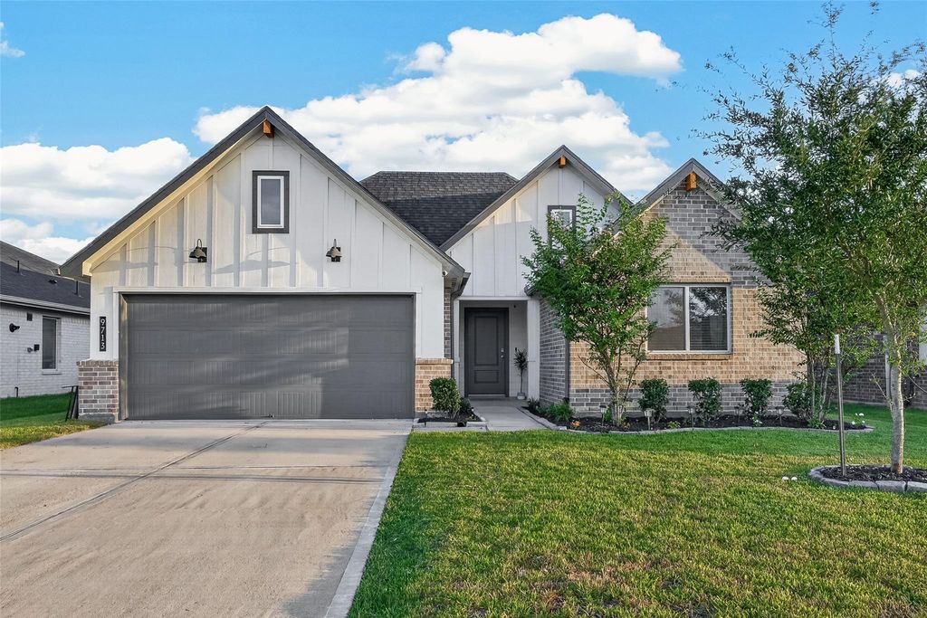 9713 Wall Street, Texas City, TX 77591