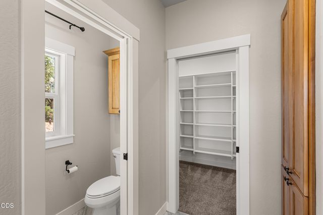 235 Needlewood Drive, Grants Pass, OR 97526