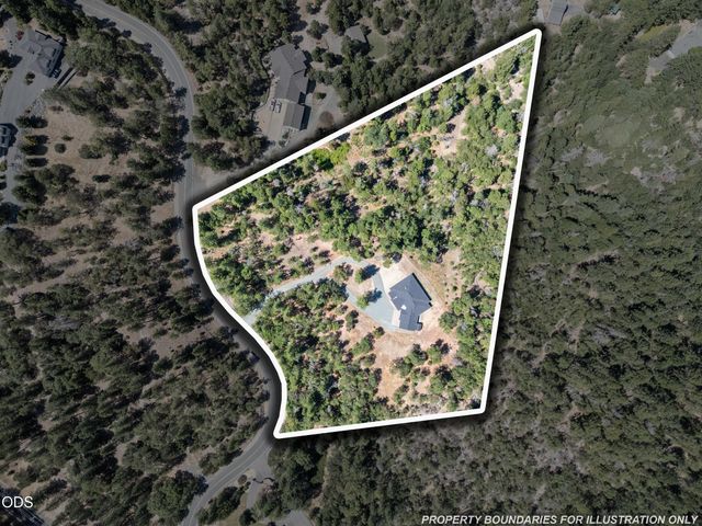 235 Needlewood Drive, Grants Pass, OR 97526