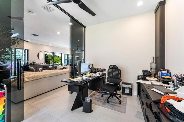 8524 Shoreacres Street, Boca Raton, FL 33434