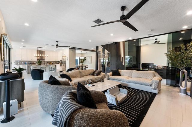 8524 Shoreacres Street, Boca Raton, FL 33434