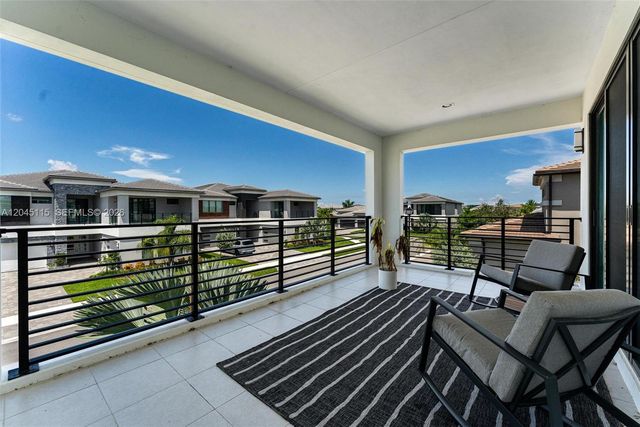 8524 Shoreacres Street, Boca Raton, FL 33434