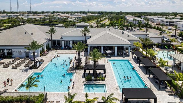 8524 Shoreacres Street, Boca Raton, FL 33434