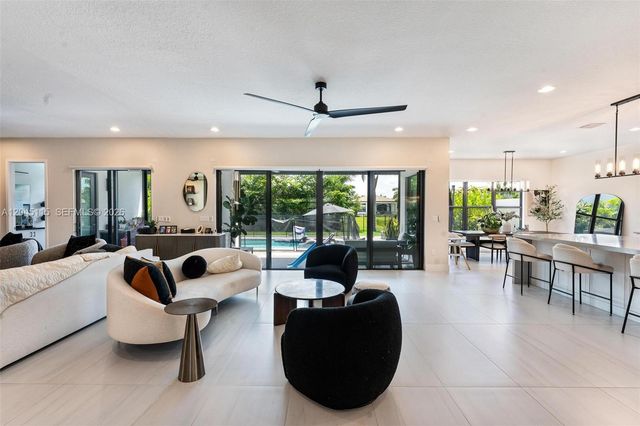 8524 Shoreacres Street, Boca Raton, FL 33434