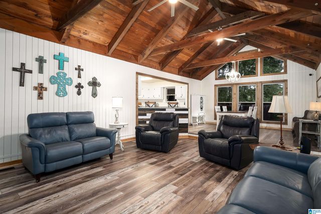 8987 JADE LAKE ROAD E, Pinson, AL 35126