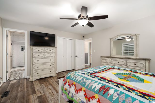 8987 JADE LAKE ROAD E, Pinson, AL 35126