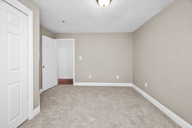 198 Uxbridge Rd, Sutton, MA 01590