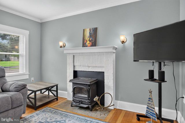 55 LAKE DR, Edinburg, VA 22824