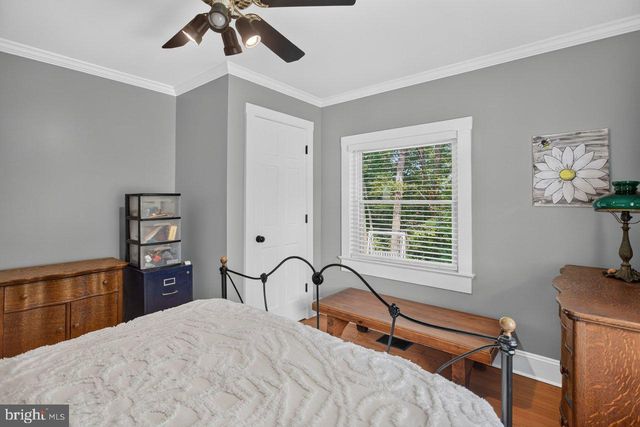 55 LAKE DR, Edinburg, VA 22824