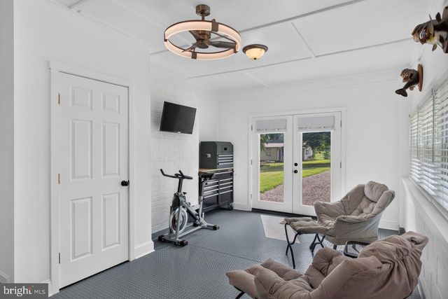 55 LAKE DR, Edinburg, VA 22824