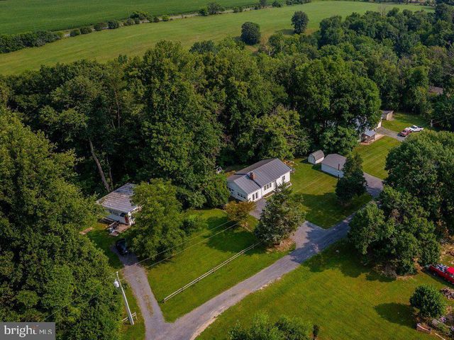 55 LAKE DR, Edinburg, VA 22824