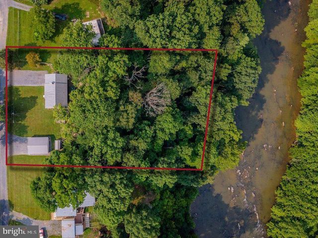 55 LAKE DR, Edinburg, VA 22824