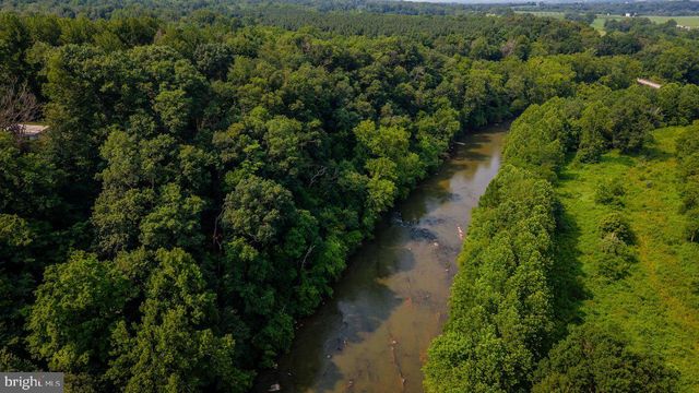 55 LAKE DR, Edinburg, VA 22824