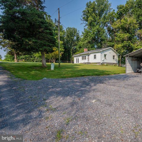 55 LAKE DR, Edinburg, VA 22824