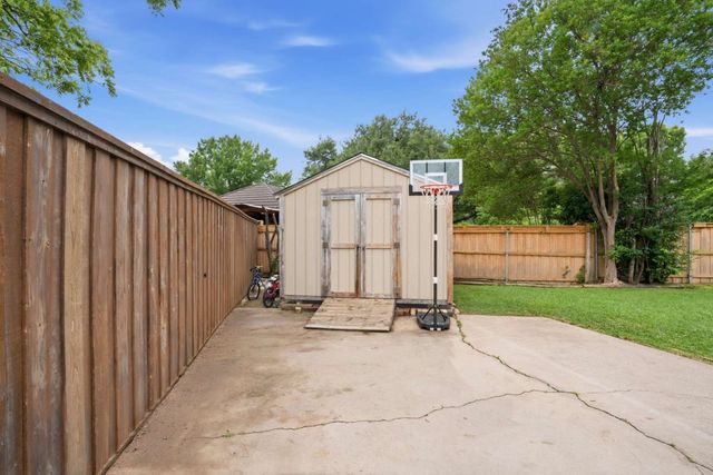 1705 Louella Court, Hurst, TX 76054