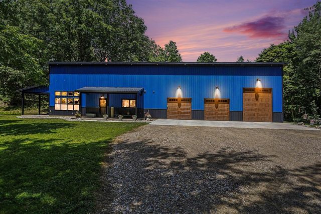 86960 County Road 681, Decatur, MI 49045