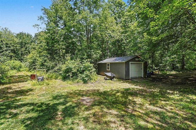 86960 County Road 681, Decatur, MI 49045