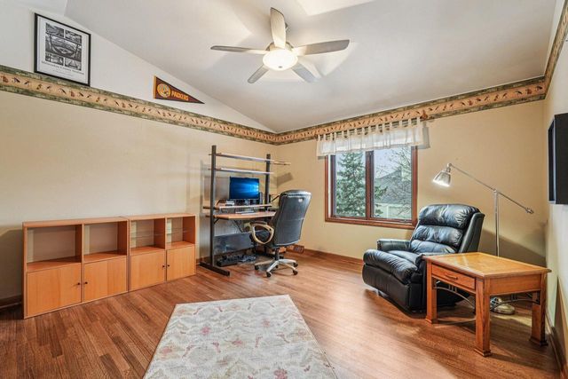 W174N4939 Sheffield COURT, Menomonee Falls, WI 53051