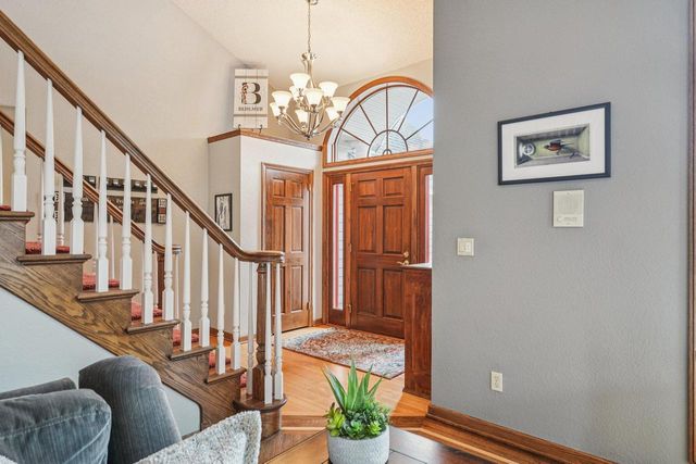 W174N4939 Sheffield COURT, Menomonee Falls, WI 53051