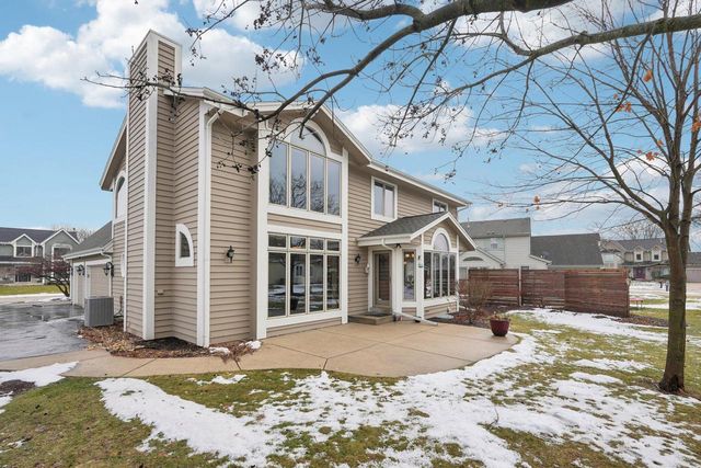 W174N4939 Sheffield COURT, Menomonee Falls, WI 53051