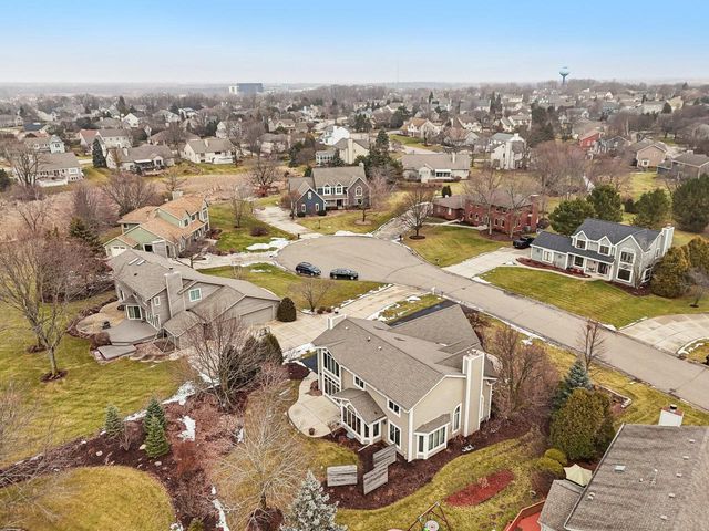 W174N4939 Sheffield COURT, Menomonee Falls, WI 53051