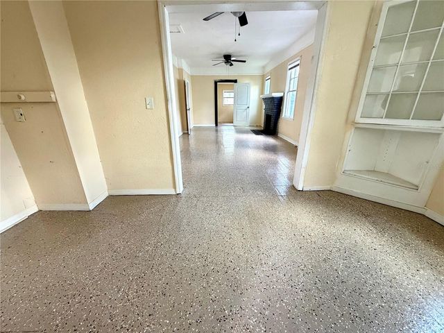 204 AVENUE D NE, Winter Haven, FL 33881