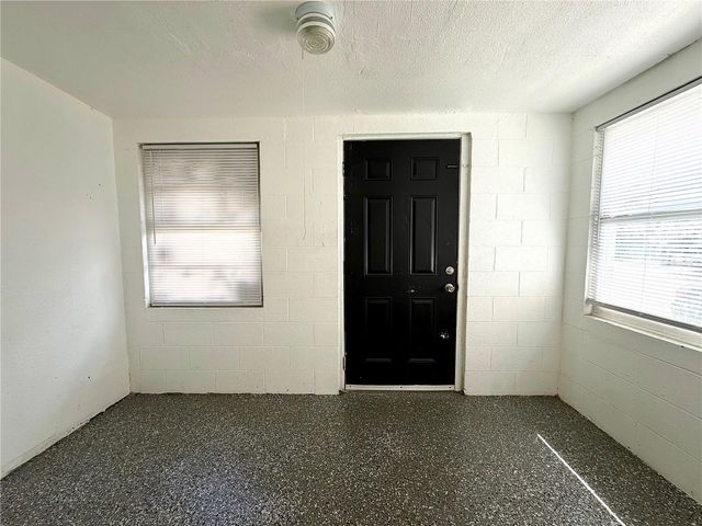 204 AVENUE D NE, Winter Haven, FL 33881