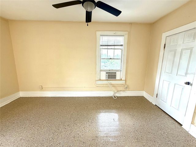 204 AVENUE D NE, Winter Haven, FL 33881