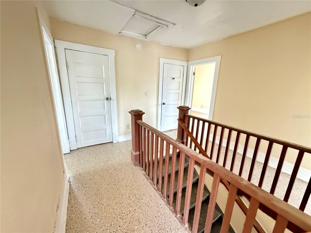 204 AVENUE D NE, Winter Haven, FL 33881