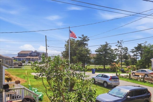 129 Balsam St, Fairhaven, MA 02719