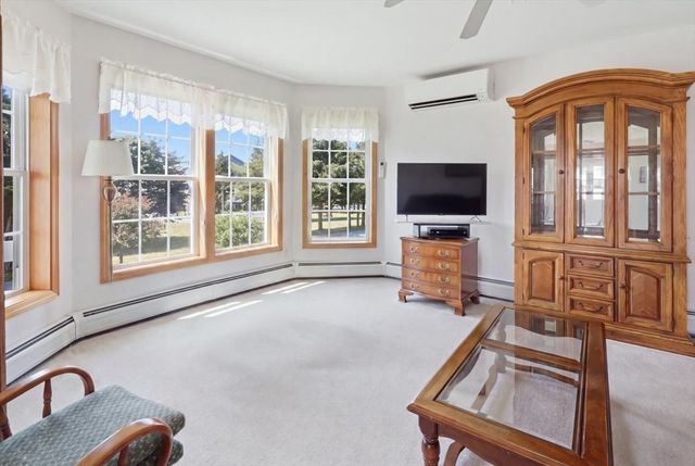 129 Balsam St, Fairhaven, MA 02719