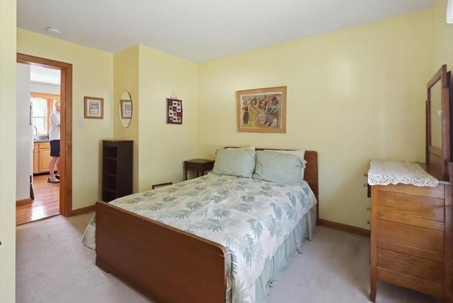 129 Balsam St, Fairhaven, MA 02719