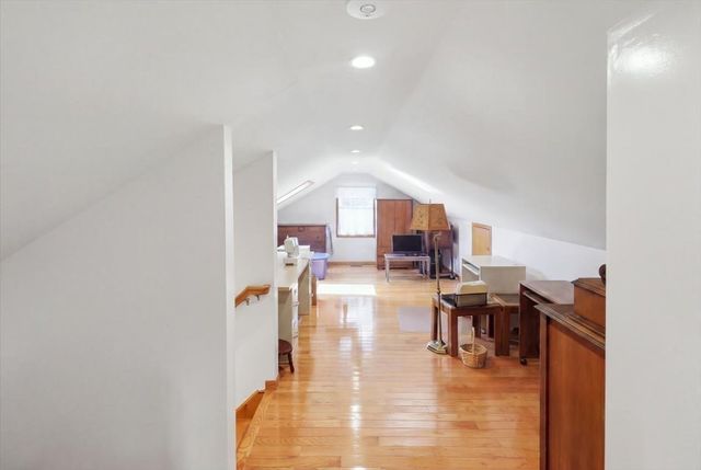 129 Balsam St, Fairhaven, MA 02719