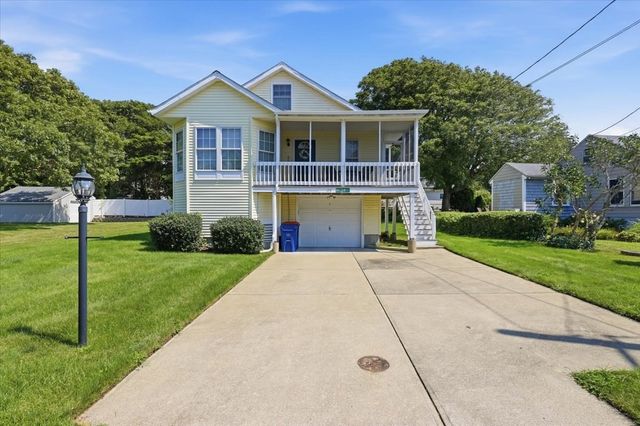 129 Balsam St, Fairhaven, MA 02719