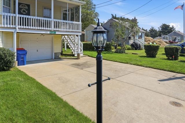 129 Balsam St, Fairhaven, MA 02719