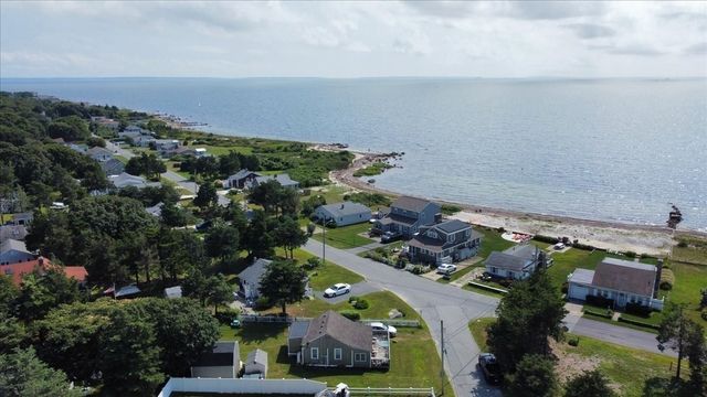 129 Balsam St, Fairhaven, MA 02719