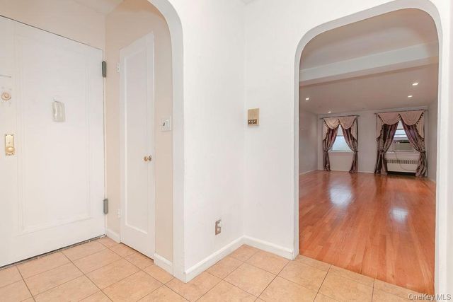 765 Bronx River Rd 6G, Bronxville, NY 10708