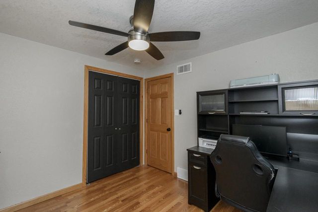 1608 Beverly LANE, West Bend, WI 53090