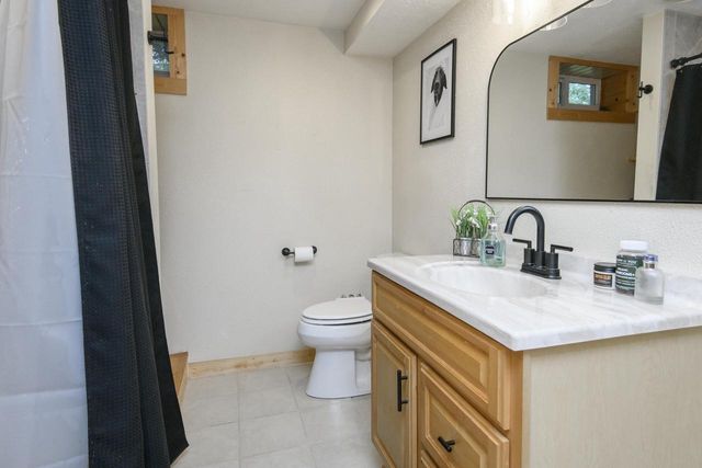 1608 Beverly LANE, West Bend, WI 53090