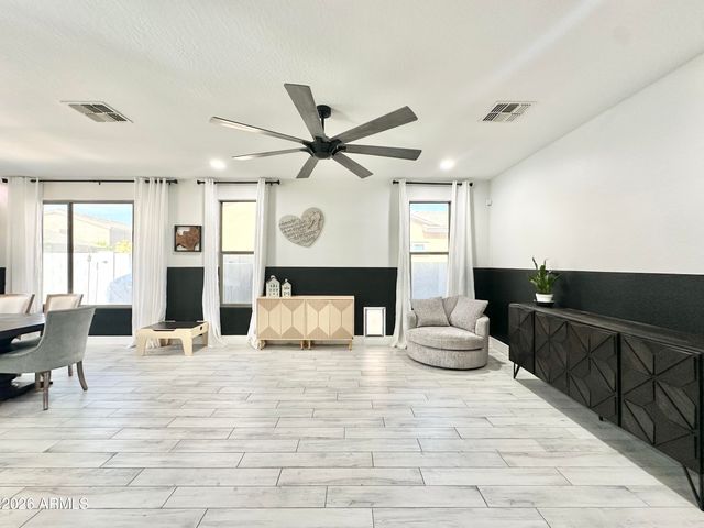 17332 W YOUNG Street, Surprise, AZ 85388