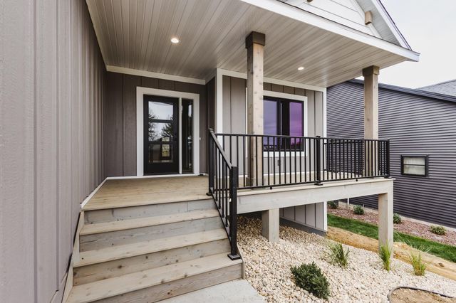 3265 Allison Lane NE, Rochester, MN 55906