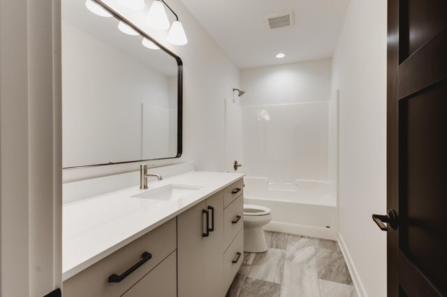 3265 Allison Lane NE, Rochester, MN 55906