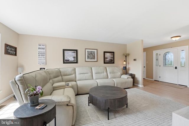11337 OLD STILLHOUSE RD, Boston, VA 22713