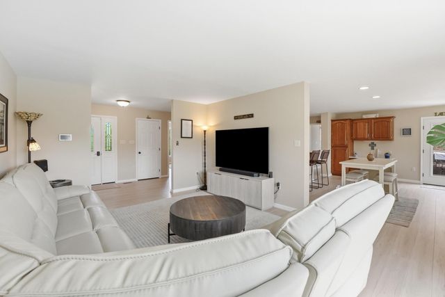 11337 OLD STILLHOUSE RD, Boston, VA 22713