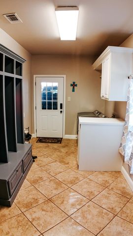 4340 Highway 1131, Vidor, TX 77662