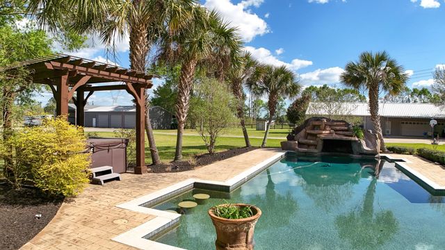 4340 Highway 1131, Vidor, TX 77662