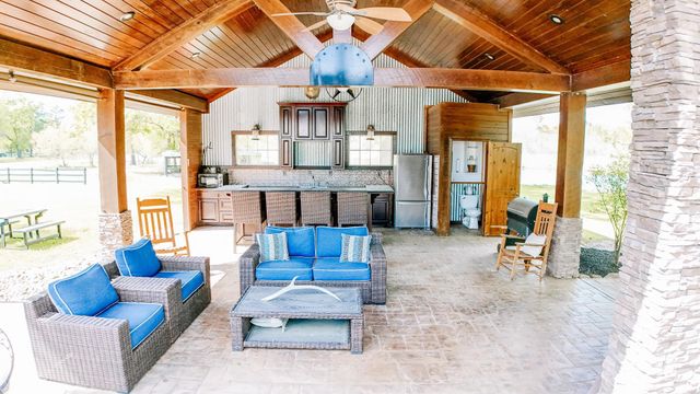 4340 Highway 1131, Vidor, TX 77662