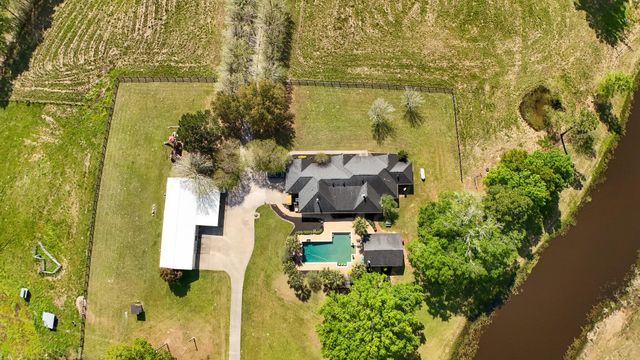 4340 Highway 1131, Vidor, TX 77662