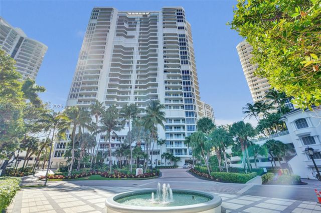 21150 Point Place 406, Aventura, FL 33180